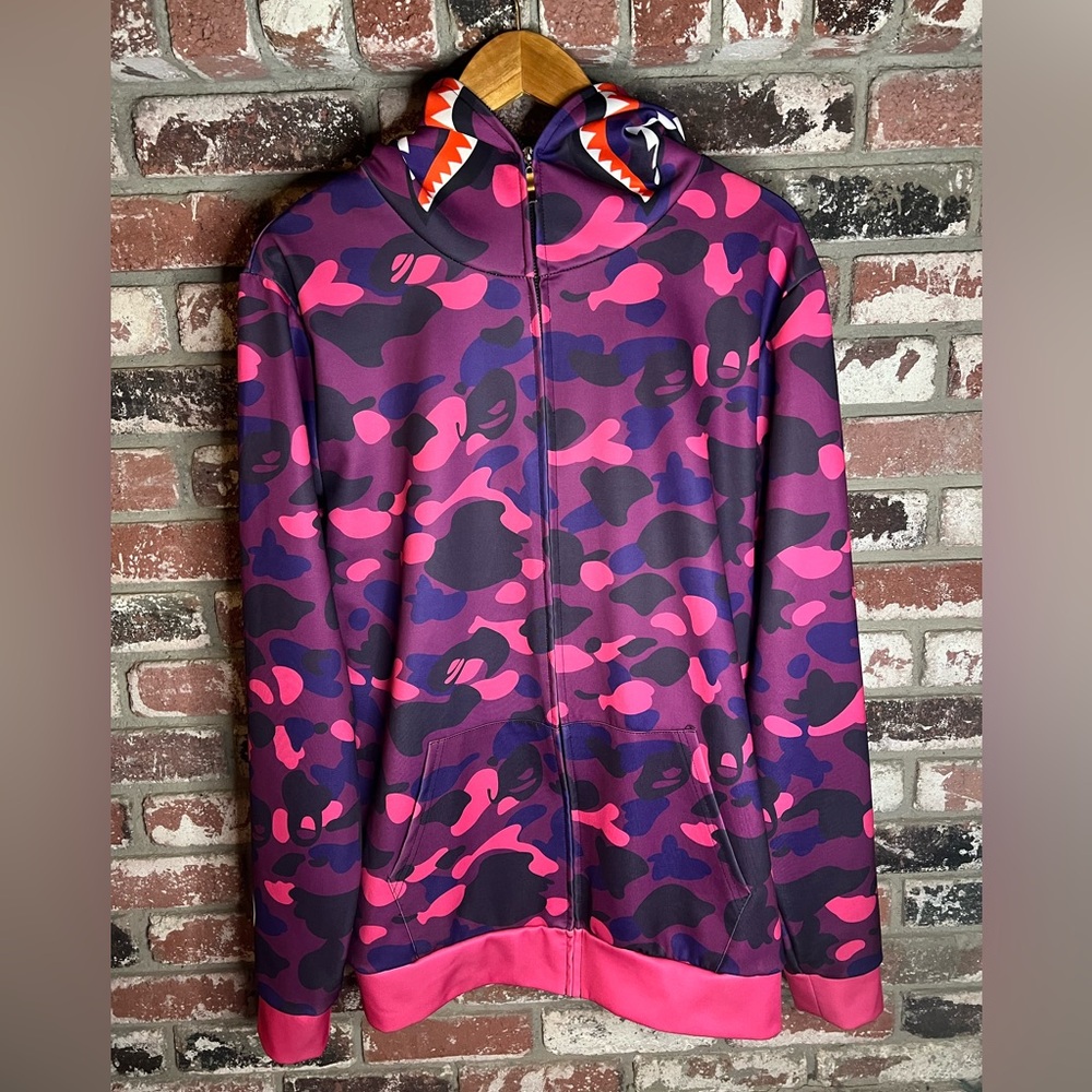 BAPE Full Zip Pink & Purple Camo Shark Hoodie WGM Large Polyester A Bathing Ape